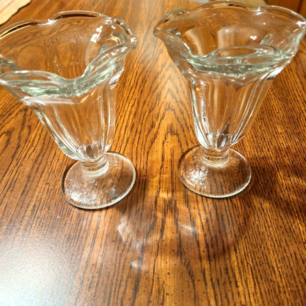 Anchor Hocking Clear Glass Dessert Cups - Picture 1 of 3